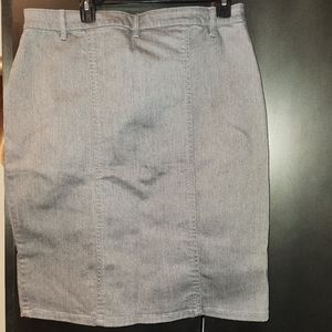 Black/gray rinsed wash denim skirt